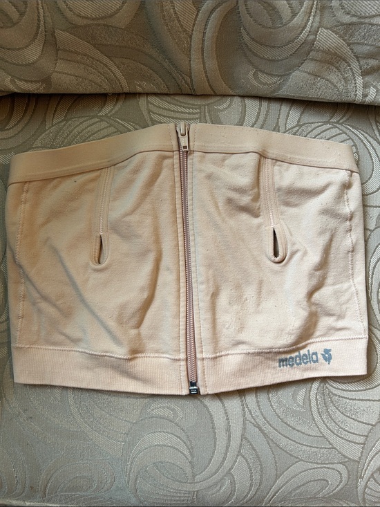 Other - Medela Nursing pumping bra size large